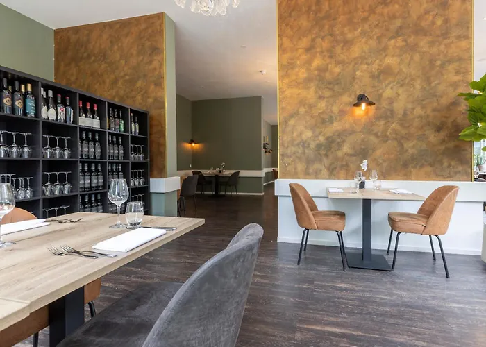 Fletcher Restaurant Erica 4*