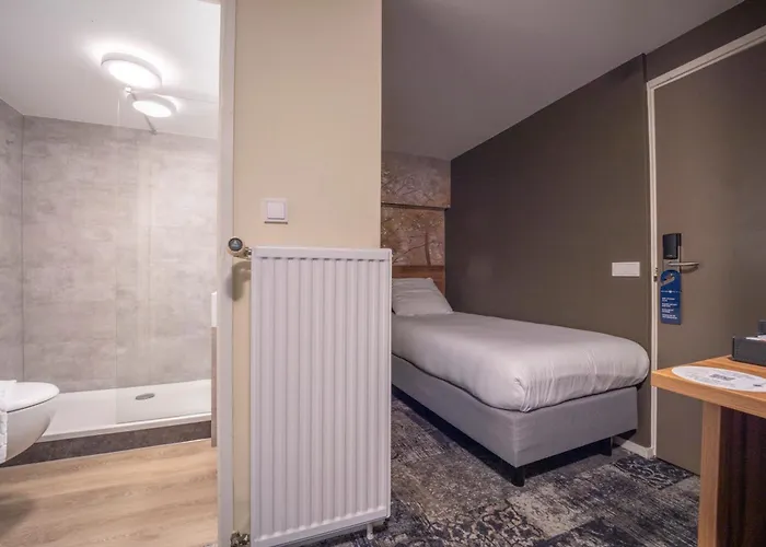 Fletcher Restaurant Erica 4*