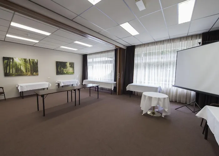 Fletcher Restaurant Erica 4*